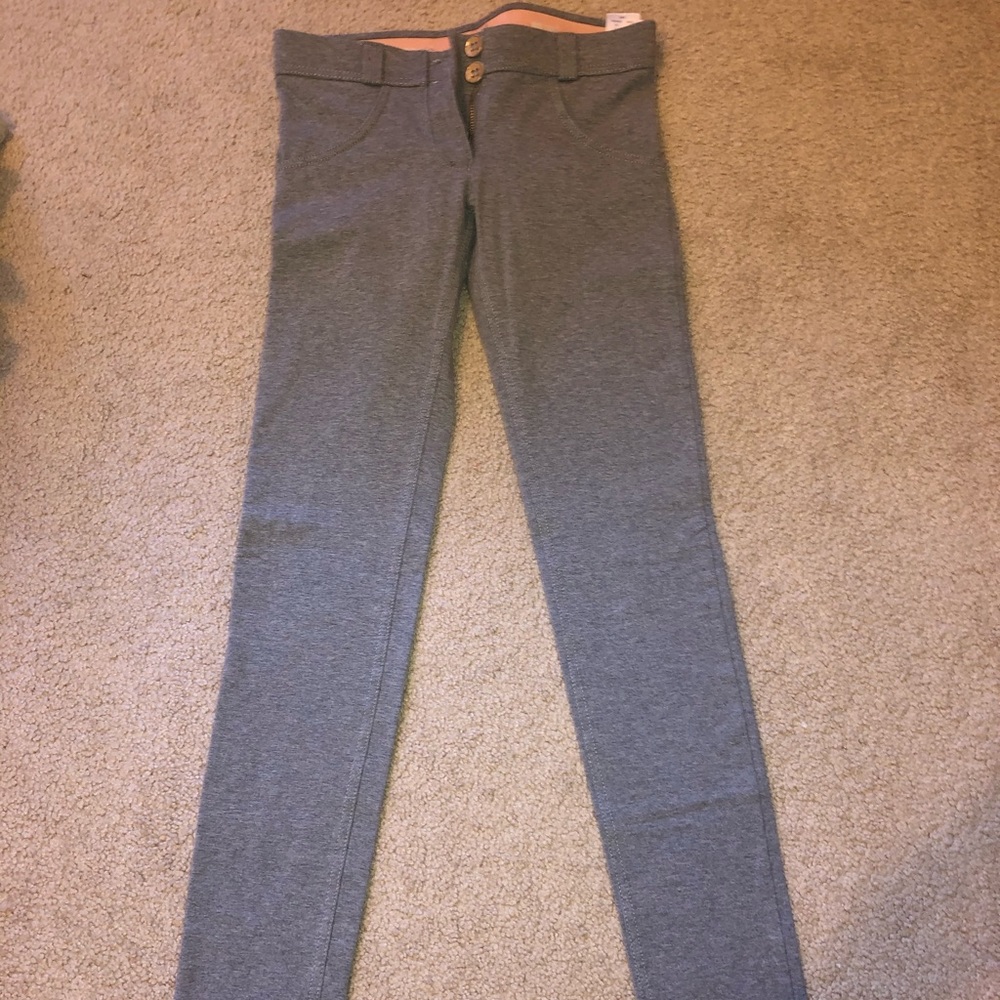 Women’s leggings grey